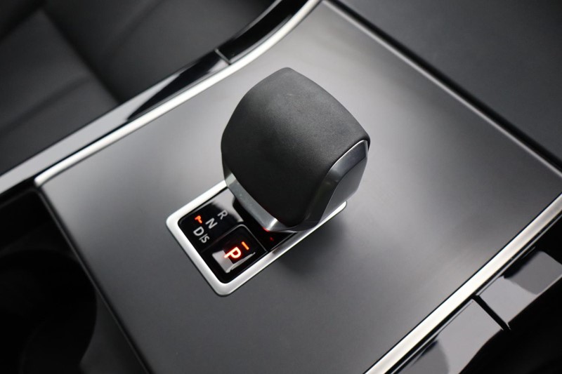 Used Land Rover Range Rover Velar 2024 for sale - 77336036: Photo 13