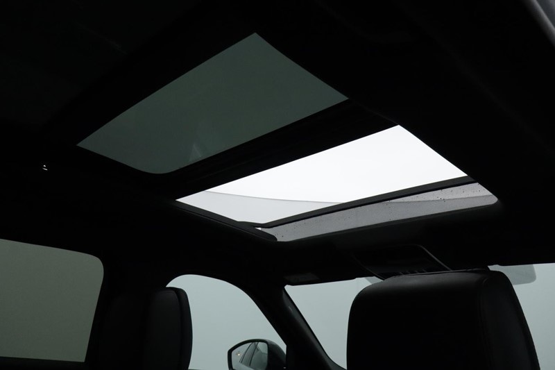 Used Land Rover Range Rover Velar 2024 for sale - 77336036: Photo 20