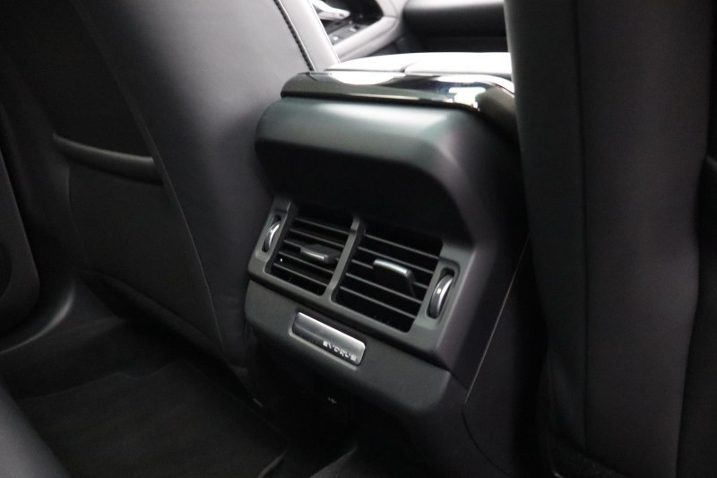 Used Land Rover Range Rover Evoque 2023 for sale - 76982467: Photo 18