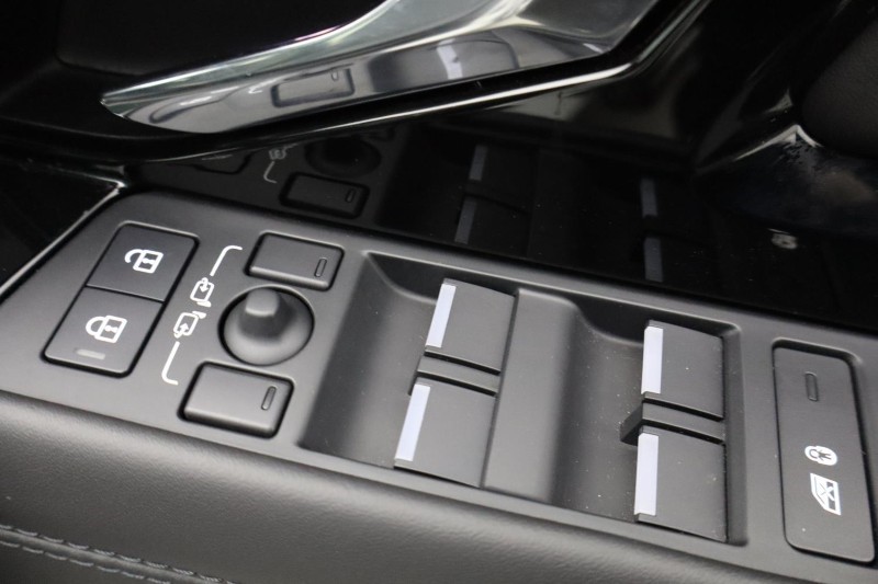 Used Land Rover Range Rover Evoque 2023 for sale - 76982467: Photo 42