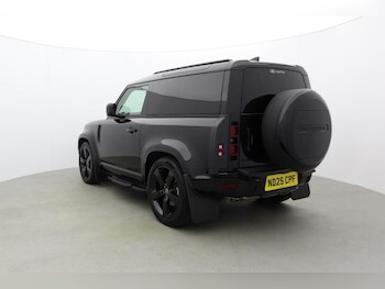 Used Land Rover Defender 2025 for sale - 78270321: Photo