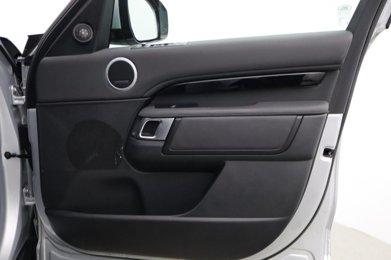 Used Land Rover Discovery 2019 for sale - 77745943: Photo 37