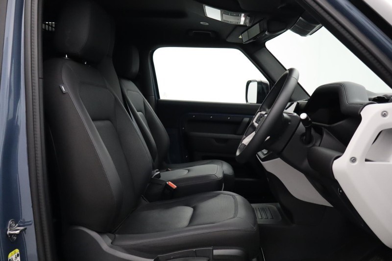 Used Land Rover Defender 2025 for sale - 77715017: Photo 40