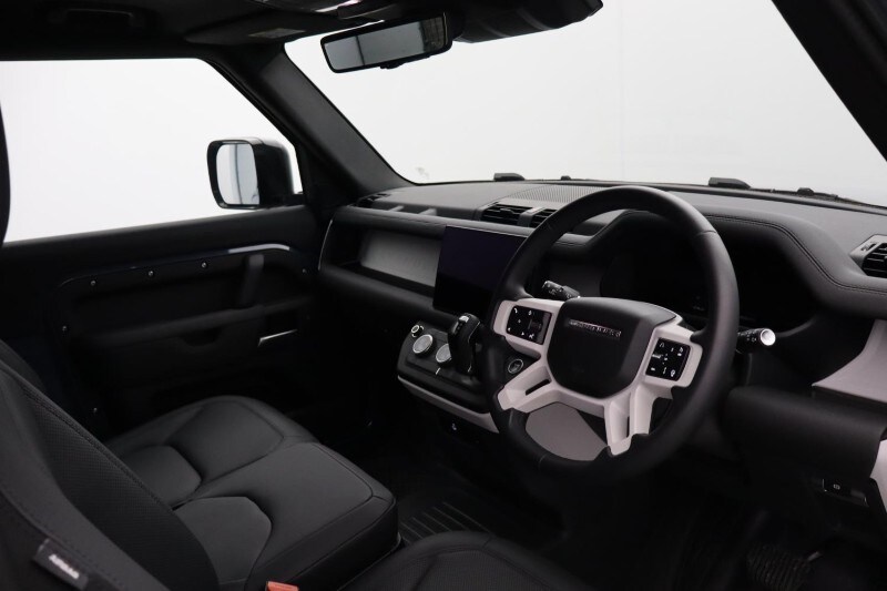 Used Land Rover Defender 2025 for sale - 77715017: Photo 9