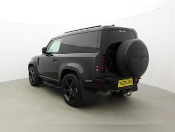 Used Land Rover Defender 2025 for sale - 78123273: Photo