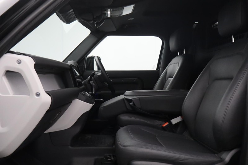 Used Land Rover Defender 2025 for sale - 78123273: Photo 3