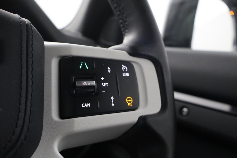 Used Land Rover Defender 2025 for sale - 78123273: Photo 38