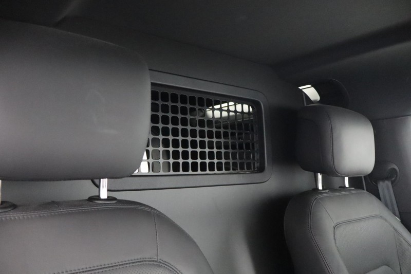 Used Land Rover Defender 2025 for sale - 78123273: Photo 4