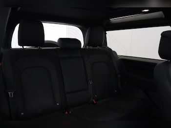 Used Land Rover Defender 2023 for sale - 78906516: Photo