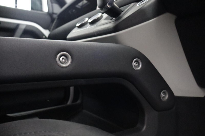 Used Land Rover Defender 2021 for sale - 78011177: Photo 54