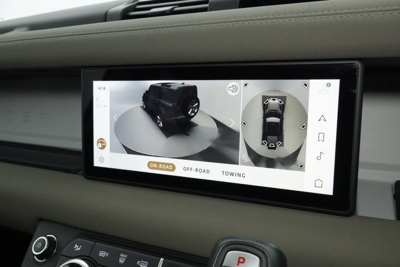 Used Land Rover Defender 2022 for sale - 76981536: Photo 12