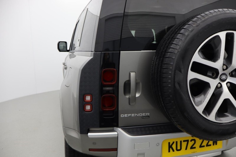 Used Land Rover Defender 2022 for sale - 76981536: Photo 19