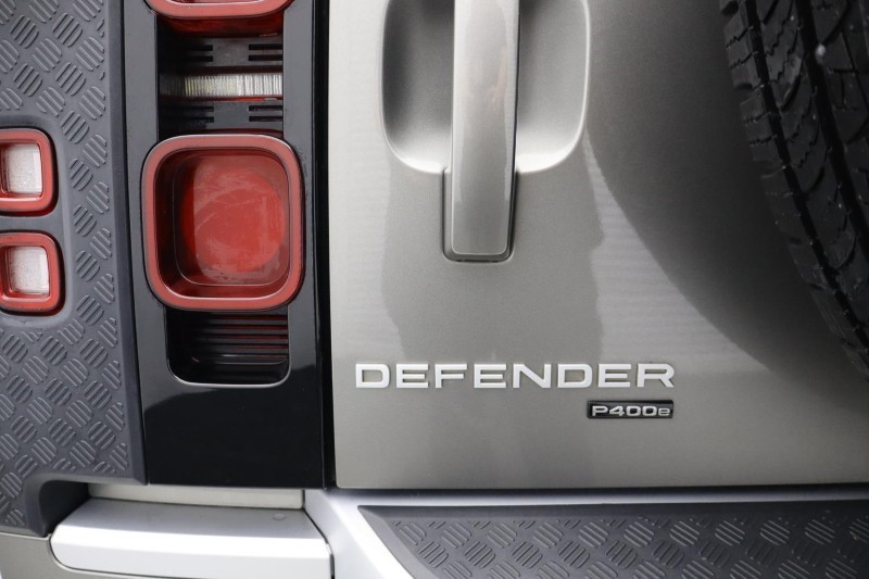 Used Land Rover Defender 2022 for sale - 76981536: Photo 27