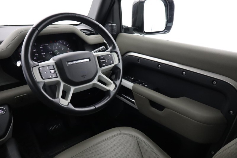 Used Land Rover Defender 2022 for sale - 76981536: Photo 56