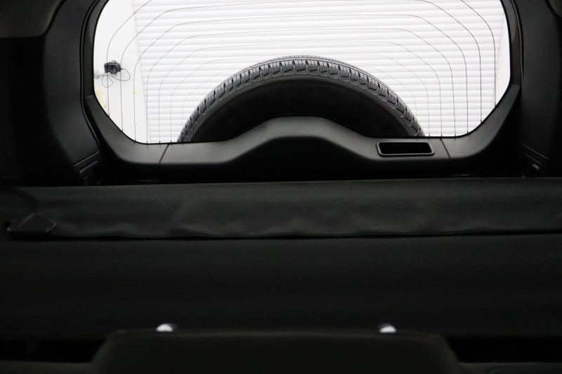 Used Land Rover Defender 2022 for sale - 76981536: Photo 57