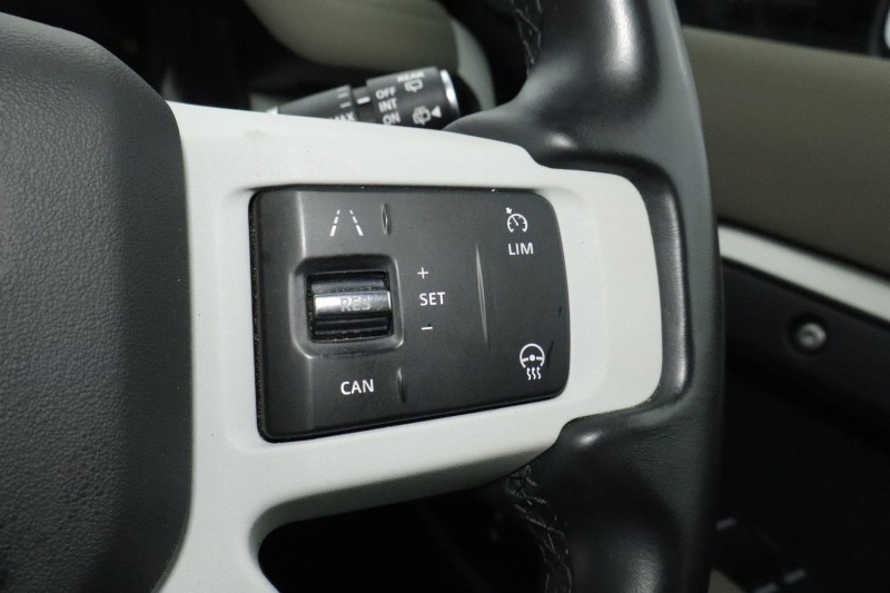 Used Land Rover Defender 2022 for sale - 76981536: Photo 59