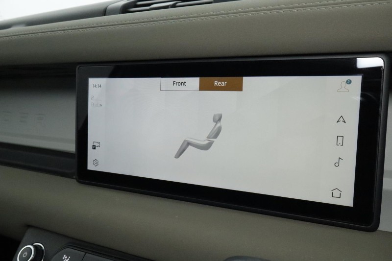 Used Land Rover Defender 2022 for sale - 76981536: Photo 63