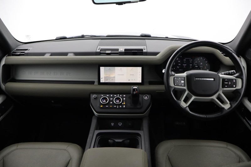 Used Land Rover Defender 2022 for sale - 76981536: Photo 9