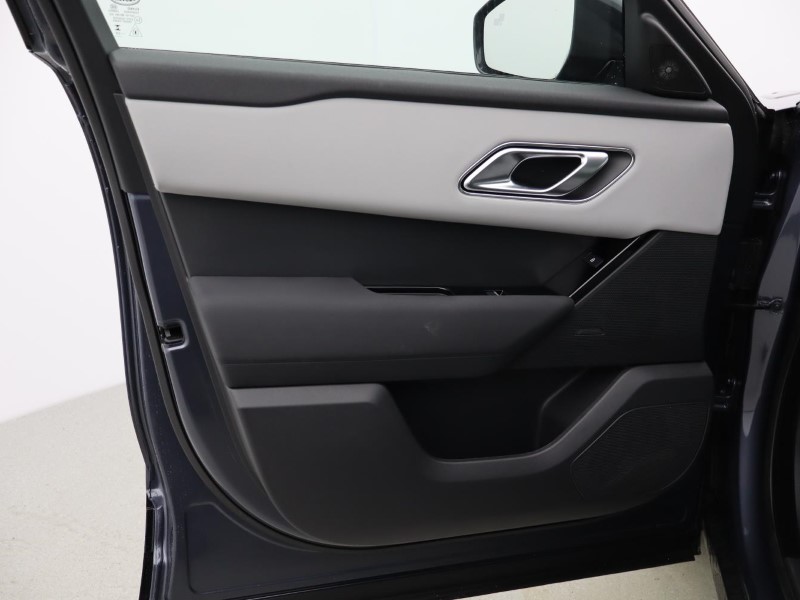 Used Land Rover Range Rover Velar 2025 for sale - 76981763: Photo 26