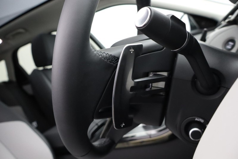 Used Land Rover Range Rover Velar 2025 for sale - 76981763: Photo 39