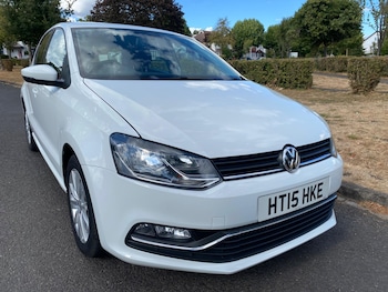 Used Volkswagen Polo 2015 for sale - 79589557: Photo