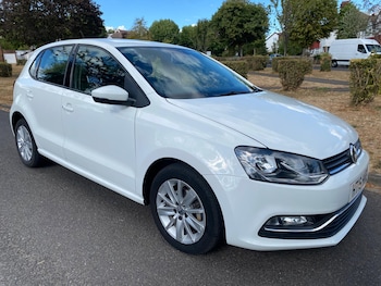 Used Volkswagen Polo 2015 for sale - 79589557: Photo