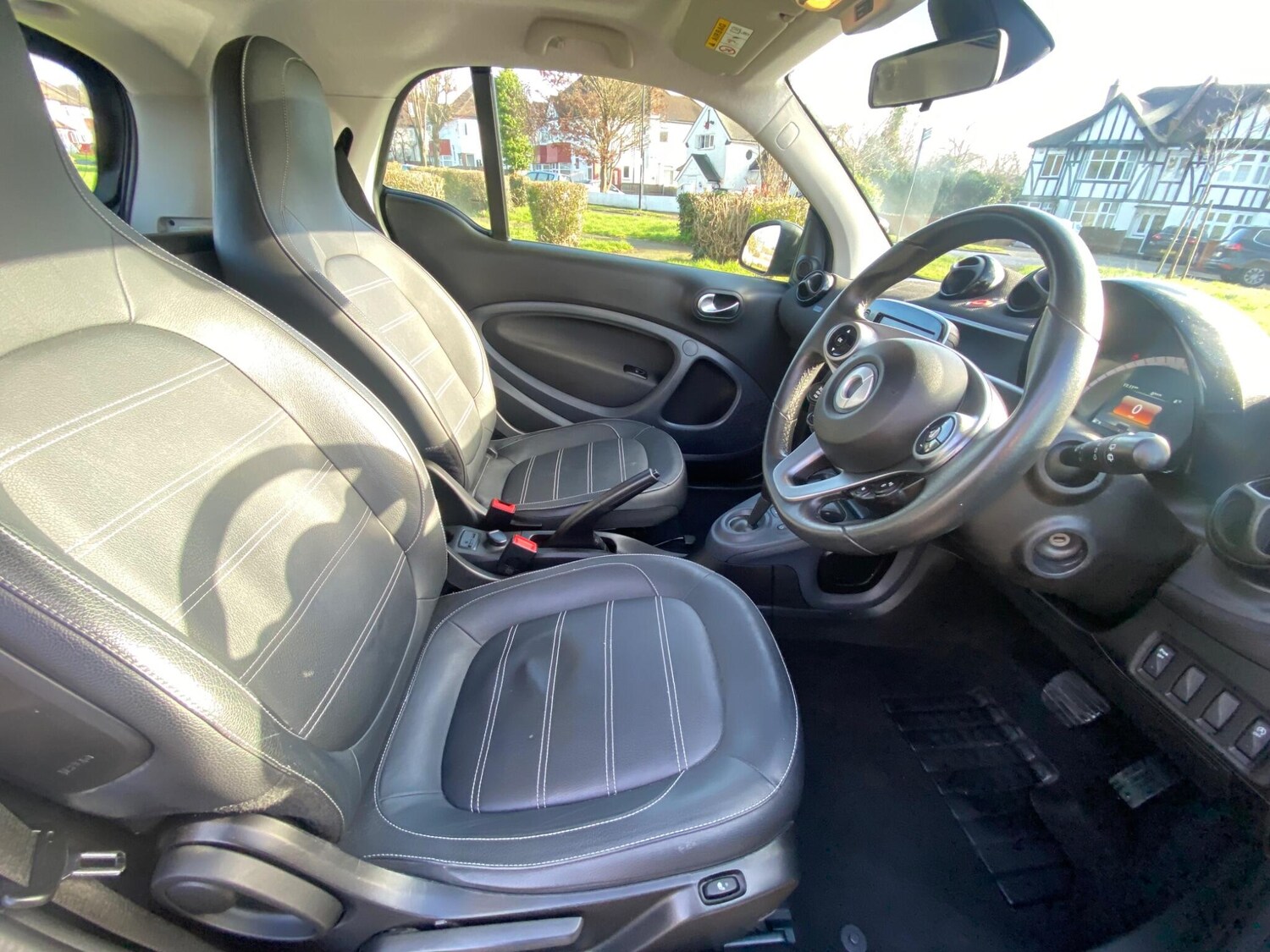 Used smart fortwo 2017 for sale - 77716090: Photo 24