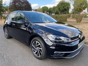 Used Volkswagen Golf 2019 for sale - 79412822: Photo
