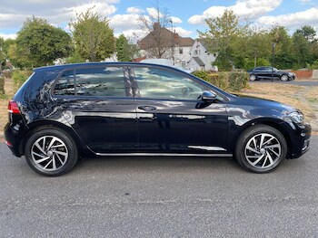 Used Volkswagen Golf 2019 for sale - 79412822: Photo