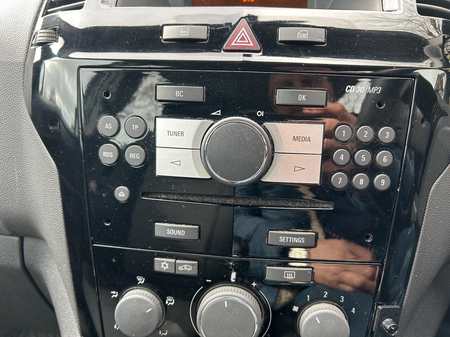 Used Vauxhall Zafira for sale - 77853458: Photo 16