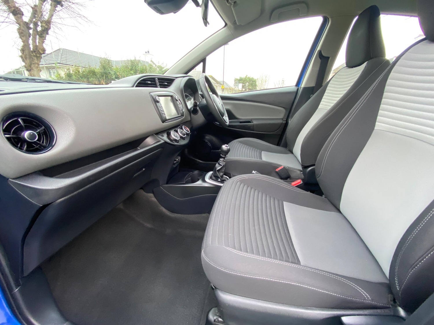 Used Toyota Yaris 2017 for sale - 77716100: Photo 19