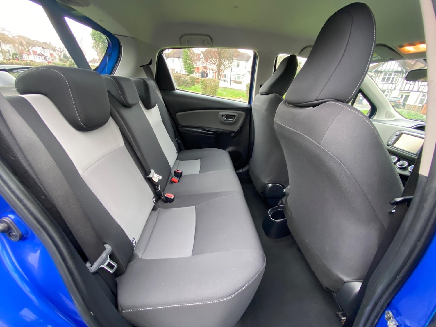 Used Toyota Yaris 2017 for sale - 77716100: Photo 24