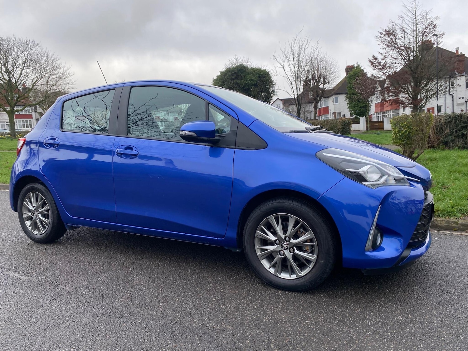 Used Toyota Yaris 2017 for sale - 77716100: Photo 3