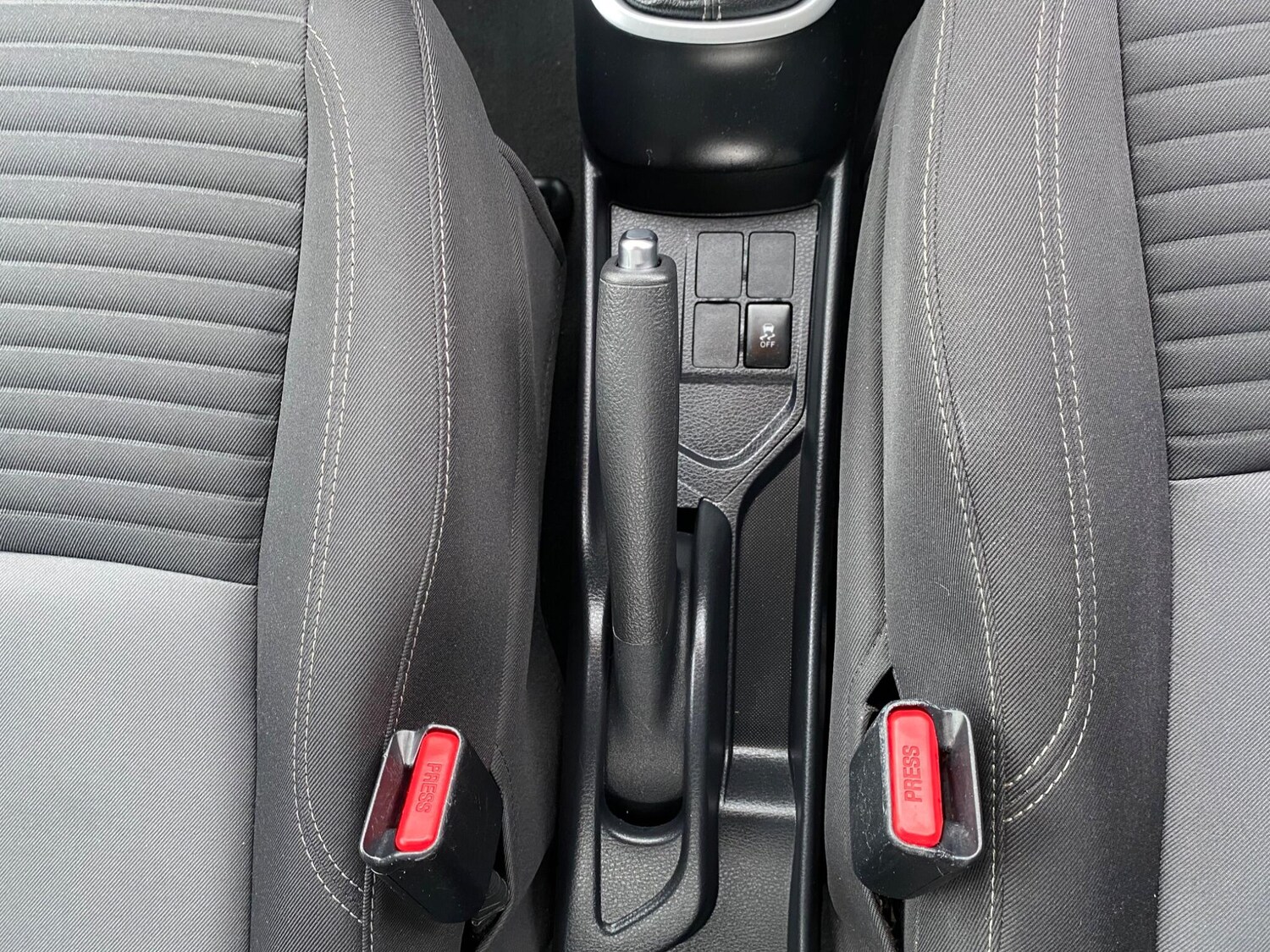 Used Toyota Yaris 2017 for sale - 77716100: Photo 41