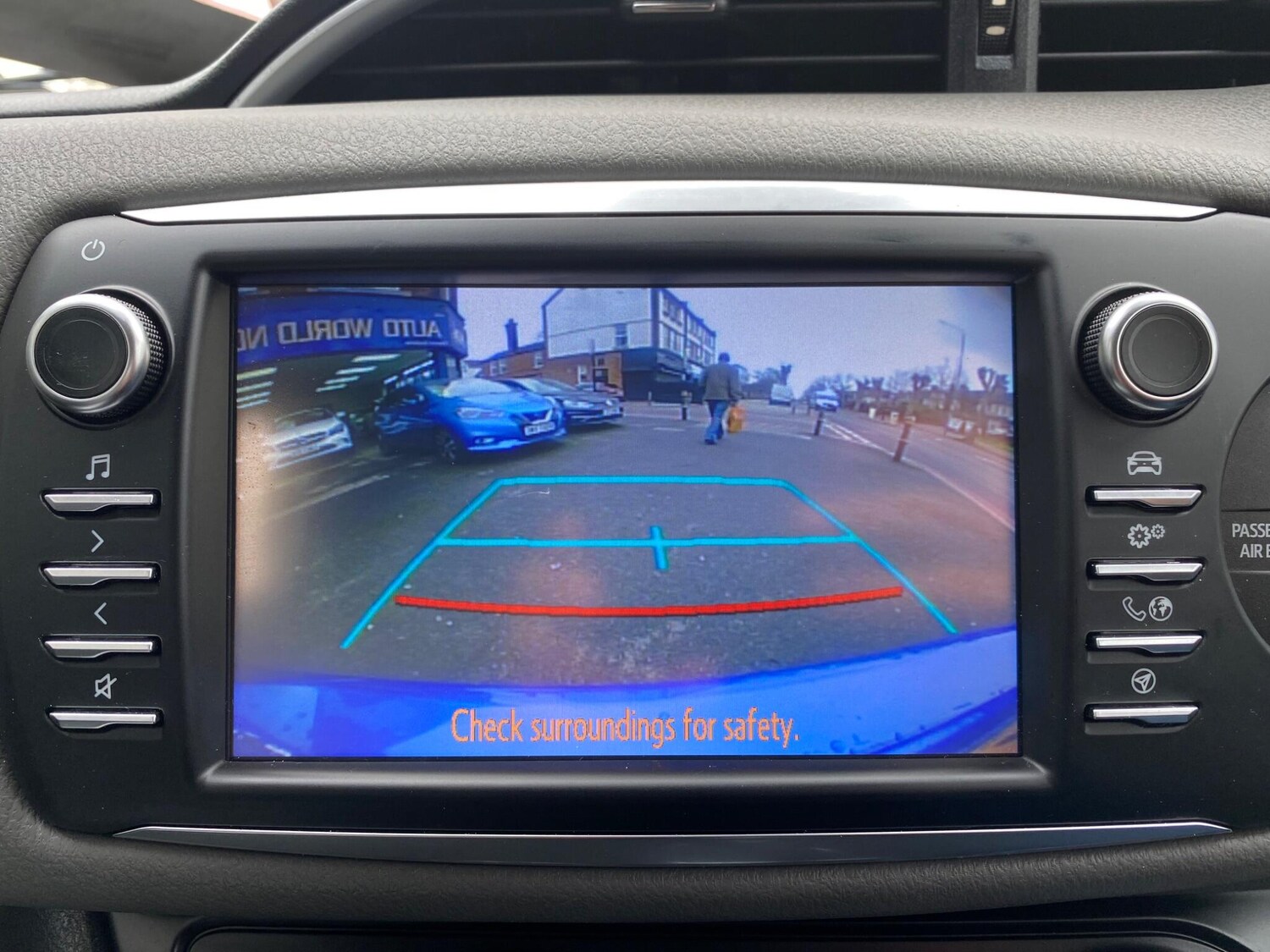 Used Toyota Yaris 2017 for sale - 77716100: Photo 44