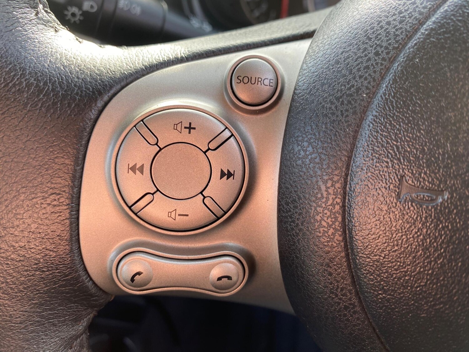 Used Nissan Micra 2014 for sale - 77716108: Photo 38