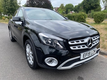 Used Mercedes-Benz GLA 2019 for sale - 79212137: Photo