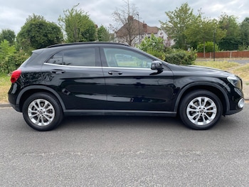 Used Mercedes-Benz GLA 2019 for sale - 79212137: Photo