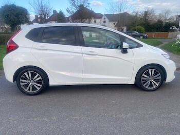 Used Honda Jazz 2017 for sale - 77716103: Photo