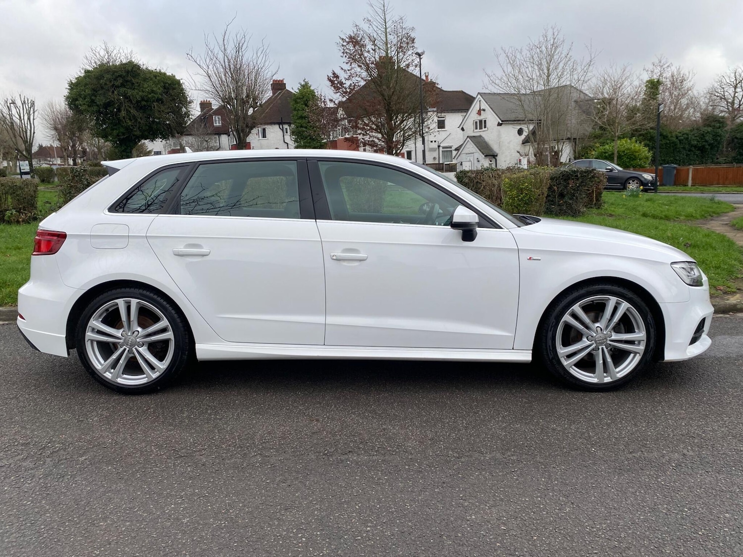 Used Audi A3 2017 for sale - 77716088: Photo 4