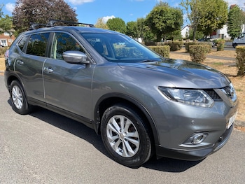 Used Nissan X-Trail 2017 for sale - 79484410: Photo