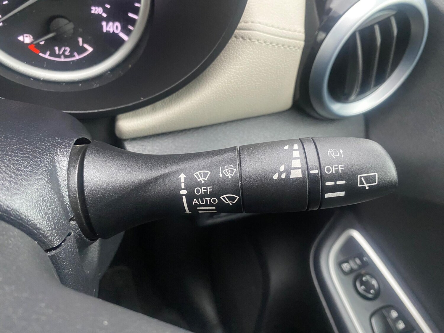 Used Nissan Micra 2017 for sale - 77716087: Photo 38