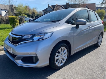 Used Honda Jazz 2018 for sale - 77716107: Photo