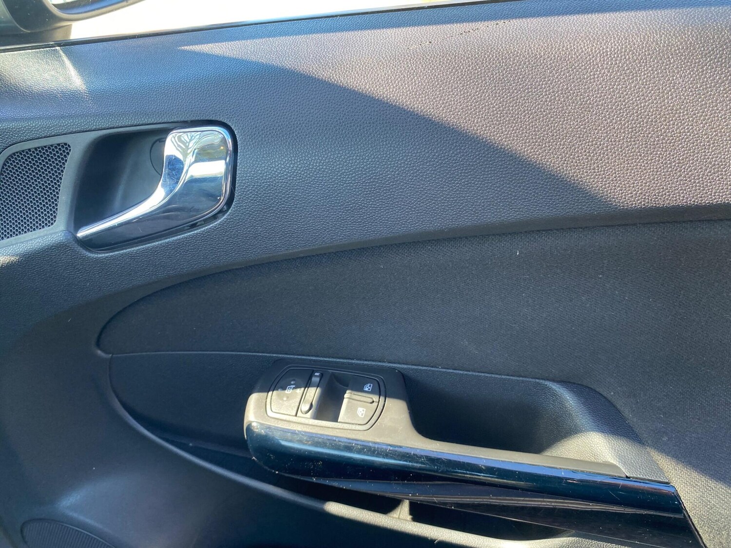 Used Vauxhall Corsa for sale - 77977717: Photo 23