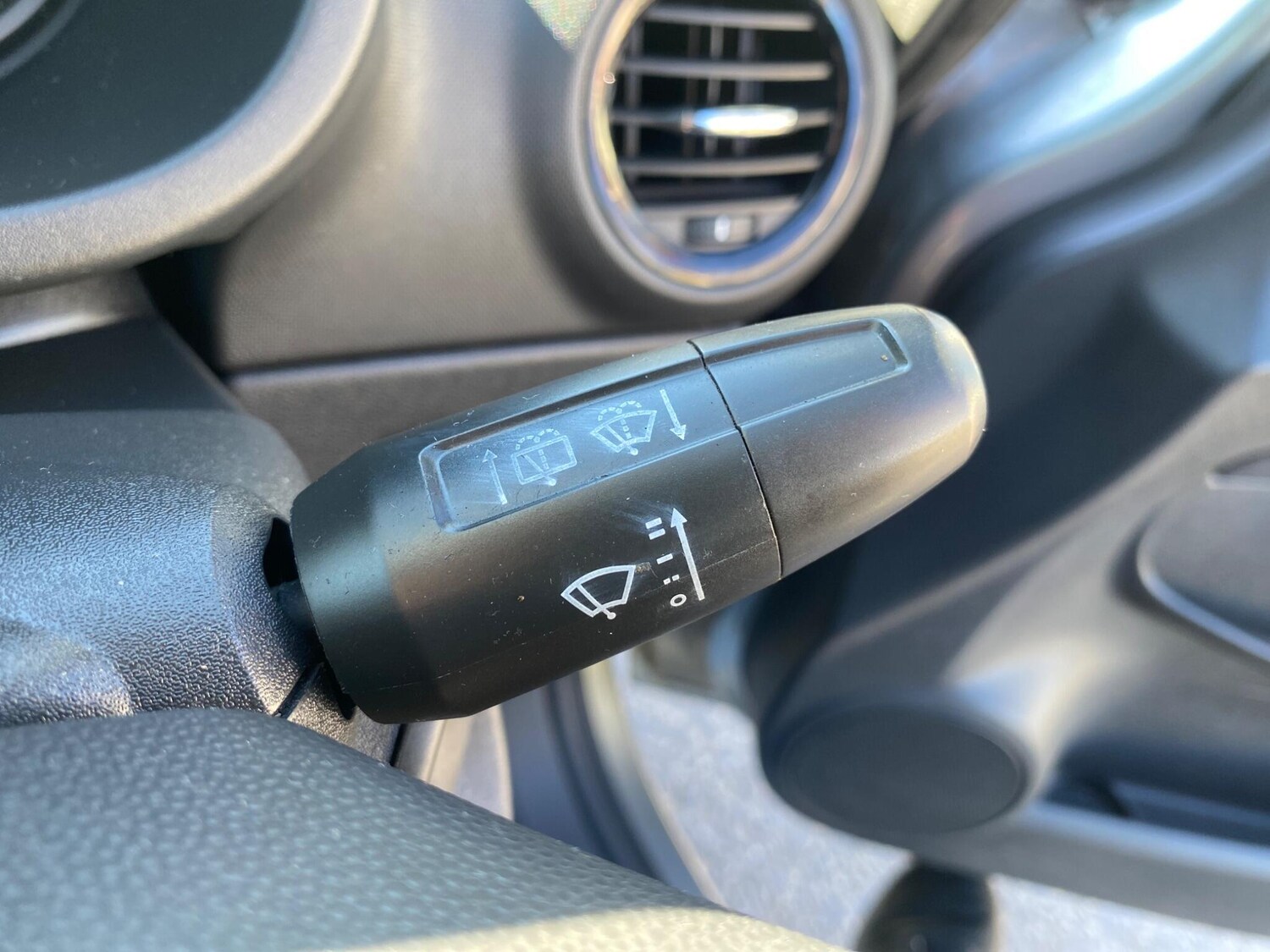 Used Vauxhall Corsa for sale - 77977717: Photo 32