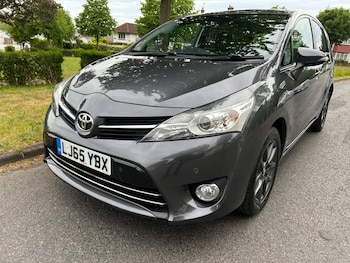 Used Toyota Verso 2015 for sale - 78374749: Photo