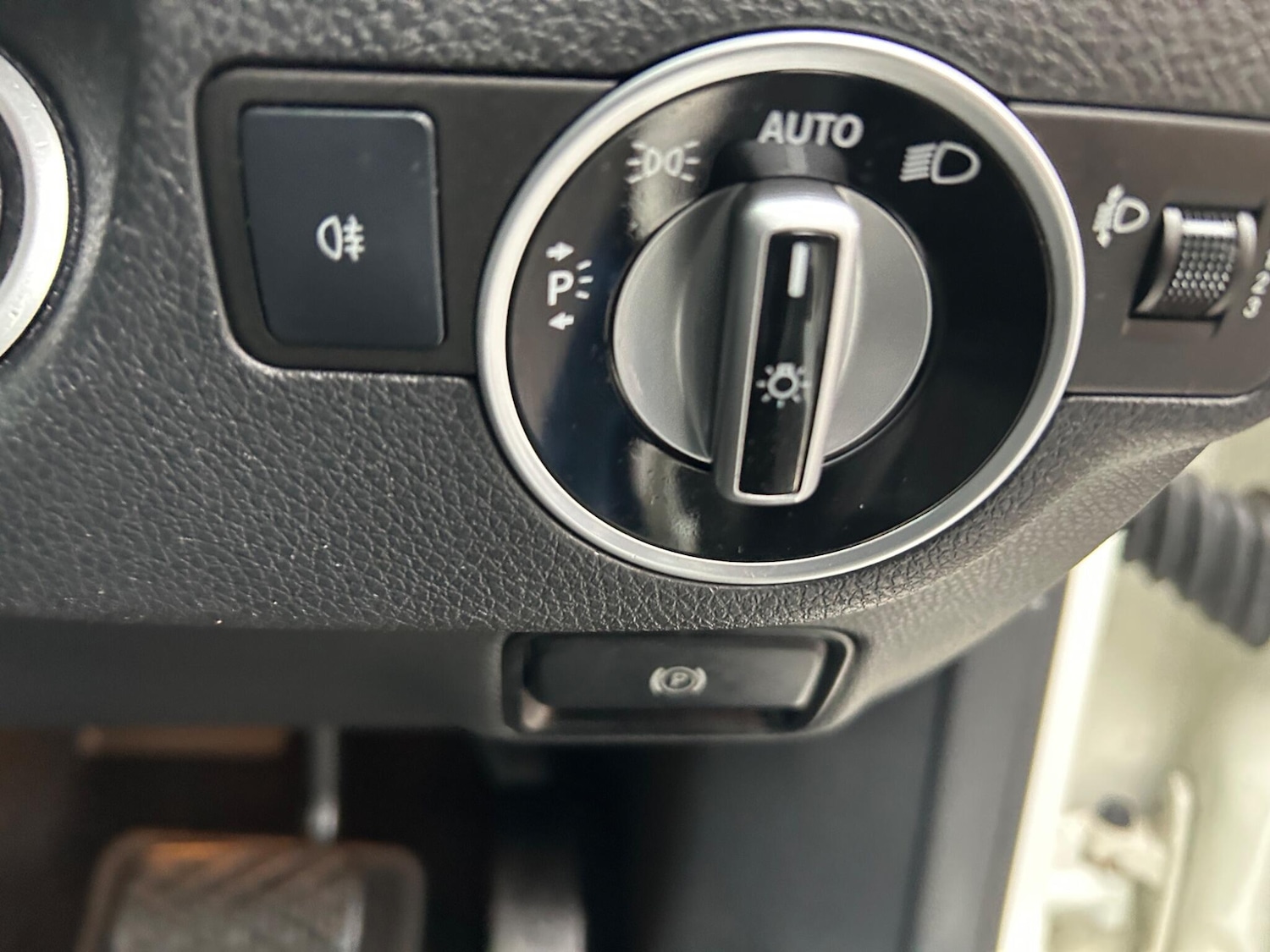 Used Mercedes-Benz CLA 2017 for sale - 77716117: Photo 27