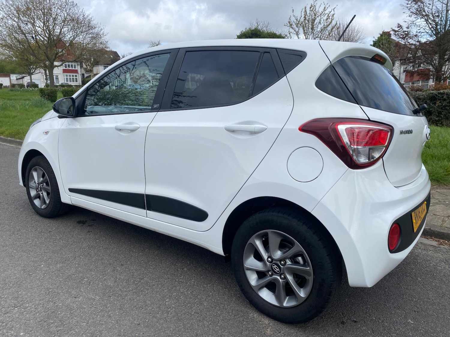 Used Hyundai i10 for sale - 78136349: Photo 11