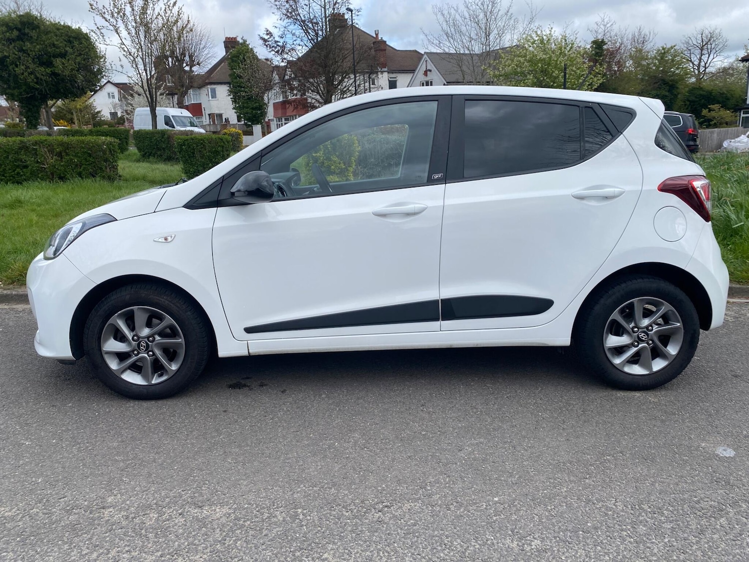 Used Hyundai i10 for sale - 78136349: Photo 12