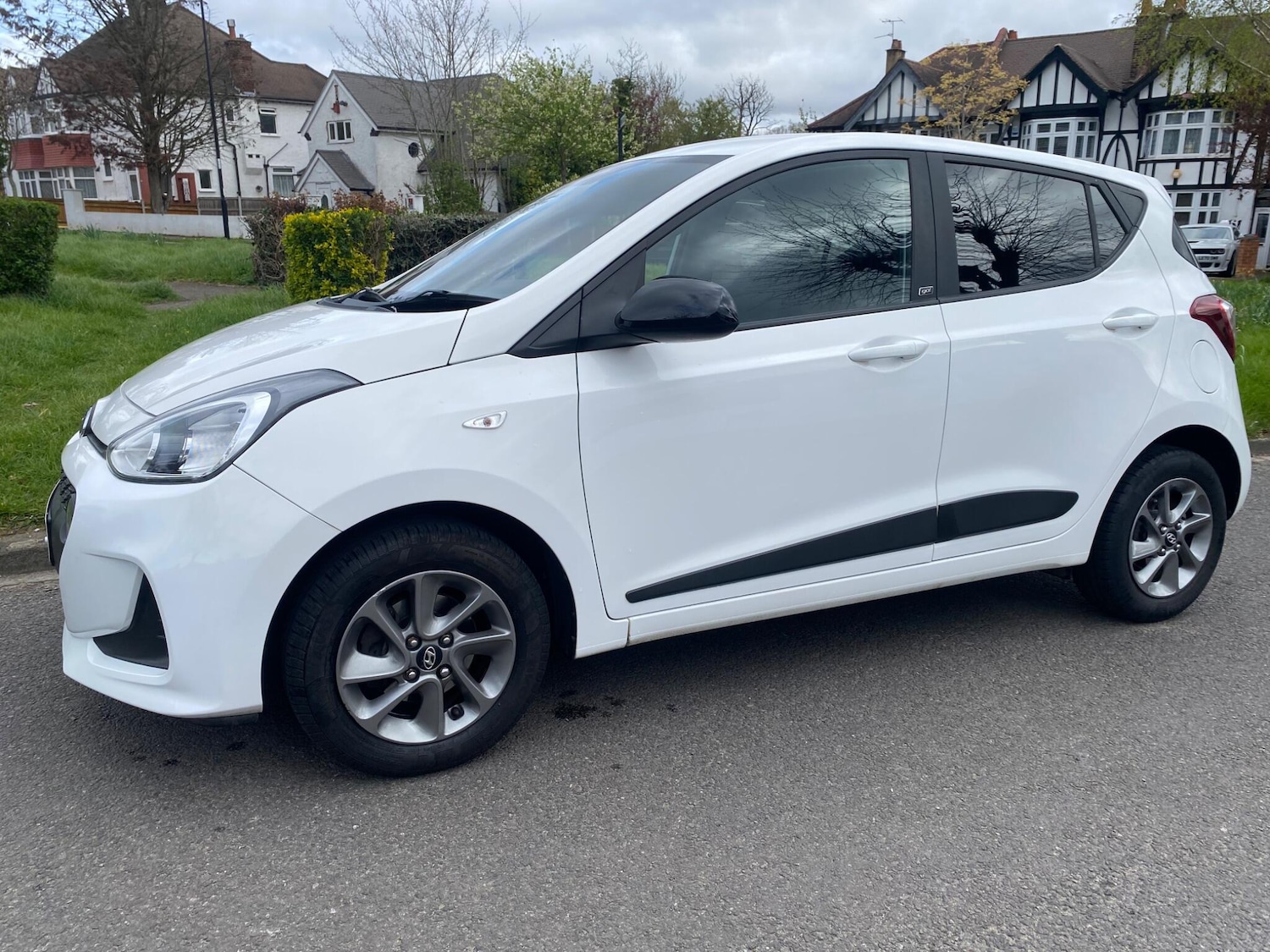 Used Hyundai i10 for sale - 78136349: Photo 13